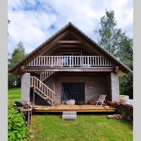 Hubane Ja Ruumikas Majutus Karjamoisa Ajaloolises Hoones 아파트 *