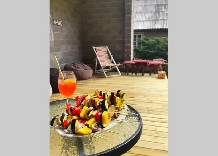 Hubane Ja Ruumikas Majutus Karjamoisa Ajaloolises Hoones Appartement