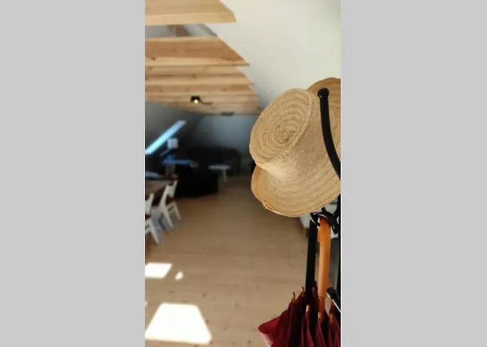 Hubane Ja Ruumikas Majutus Karjamoisa Ajaloolises Hoones Appartement Plaani