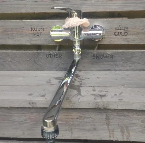 Appartement Hubane Ja Ruumikas Majutus Karjamoisa Ajaloolises Hoones *